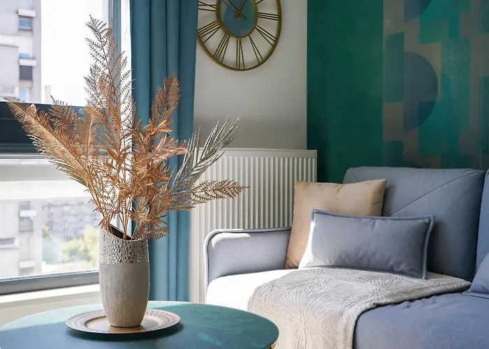 Grzybowska 37 Corolla Exclusive Warszawa