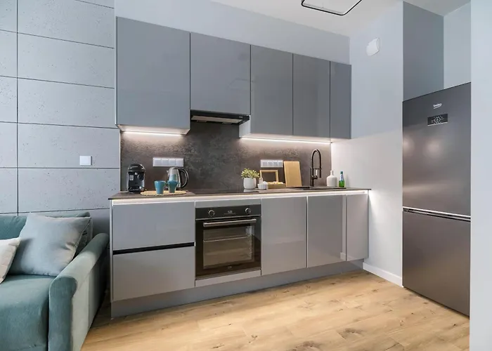 Grzybowska 37 Corolla Exclusive