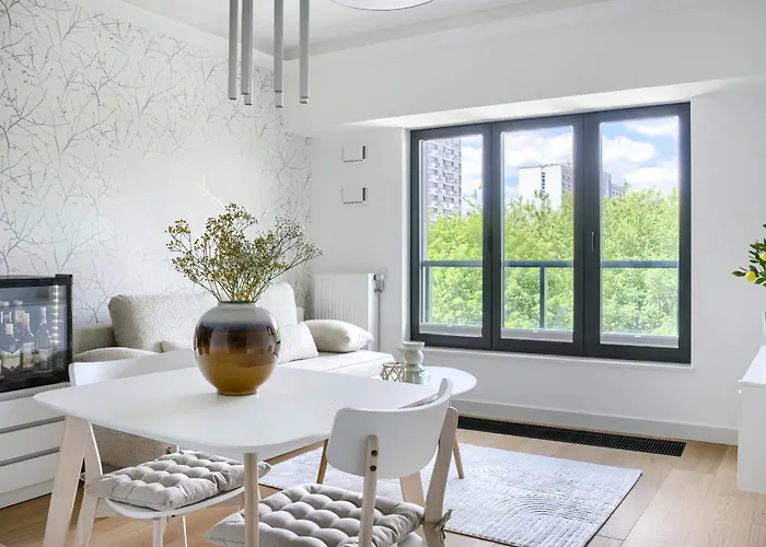 Grzybowska 37 Corolla Exclusive