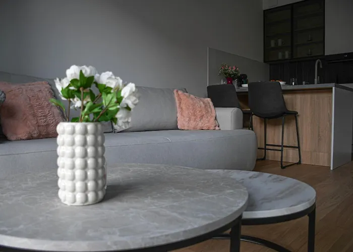 Grzybowska 37 Corolla Exclusive