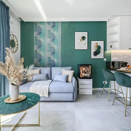 Grzybowska 37 Corolla Exclusive *