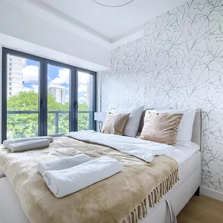 Апартаменты Grzybowska 37 Corolla Exclusive