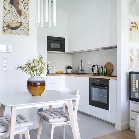 Grzybowska 37 Corolla Exclusive Апартаменты